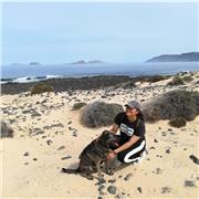 Profesora de inglés con experiencia en enseñanza del idioma a niños, adolescentes y adultos